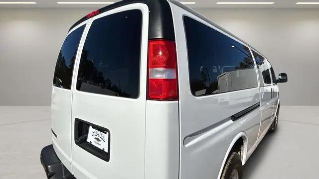 2024 Chevrolet Express Passenger RWD 3500 Extended Wheelbase LT
