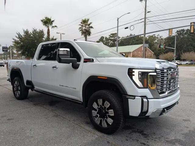 2026 GMC Sierra 2500HD Crew Cab, Standard Bed, Denali, 4WD