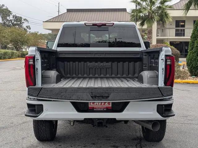 2026 GMC Sierra 2500HD Crew Cab, Standard Bed, Denali, 4WD