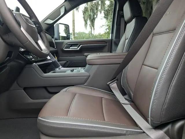 2026 GMC Sierra 2500HD Crew Cab, Standard Bed, Denali, 4WD