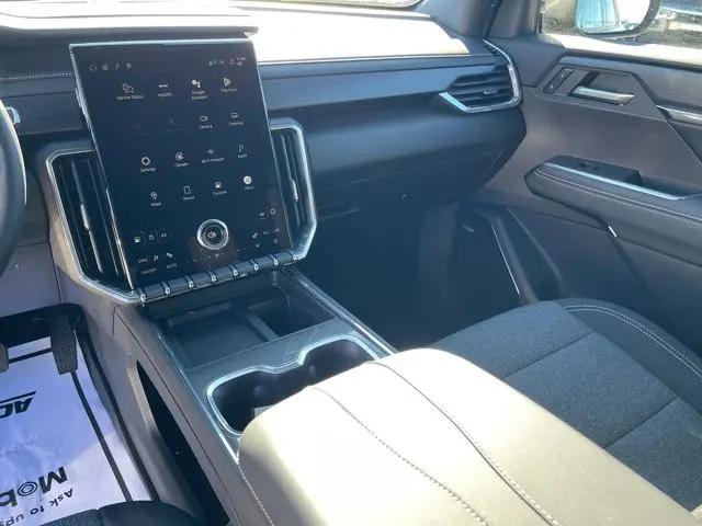 2026 GMC Acadia Elevation FWD