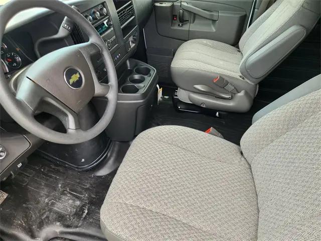 2025 Chevrolet Express Cargo Van RWD 2500 Extended Wheelbase WT