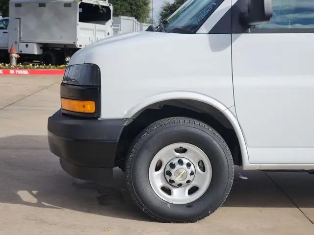 2025 Chevrolet Express Cargo Van RWD 2500 Extended Wheelbase WT