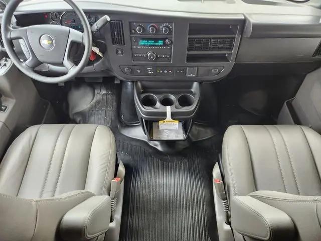2025 Chevrolet Express Cargo Van RWD 2500 Extended Wheelbase WT
