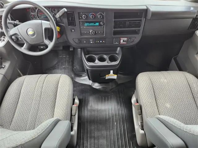 2025 Chevrolet Express Cargo Van RWD 2500 Extended Wheelbase WT