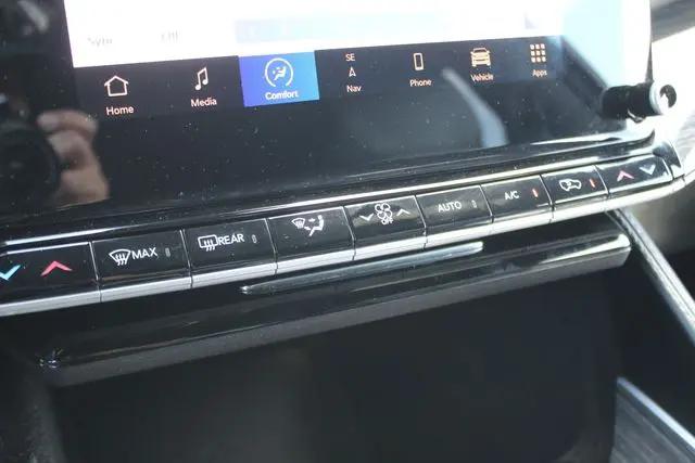 2022 Jeep Wagoneer Series III 4x4