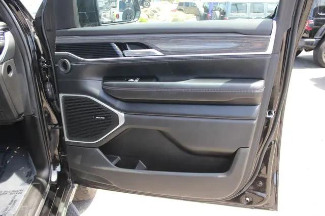 2022 Jeep Wagoneer Series III 4x4