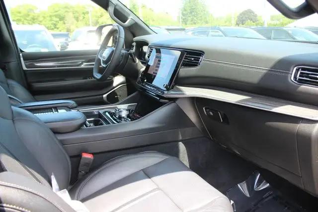 2022 Jeep Wagoneer Series III 4x4