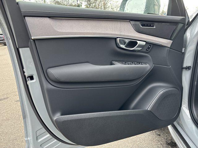 2026 Volvo XC90 B6 Ultra 7-Seater