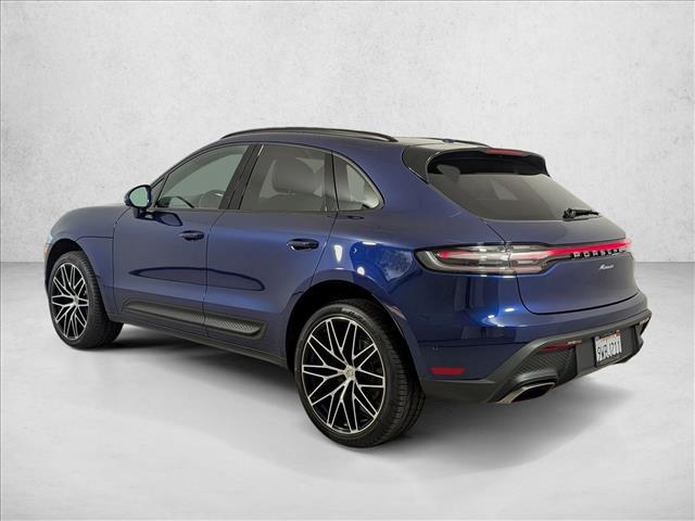 2026 Porsche Macan AWD