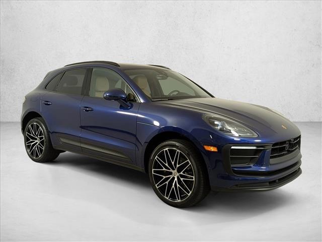 2026 Porsche Macan AWD