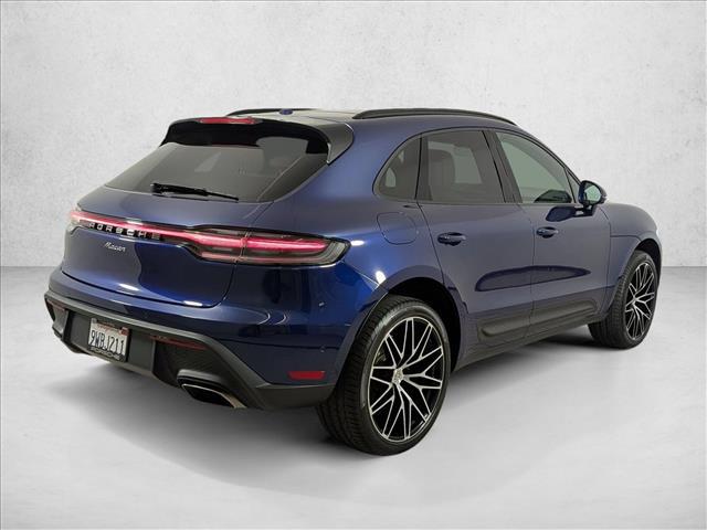 2026 Porsche Macan AWD