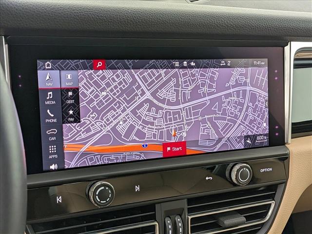 2026 Porsche Macan AWD