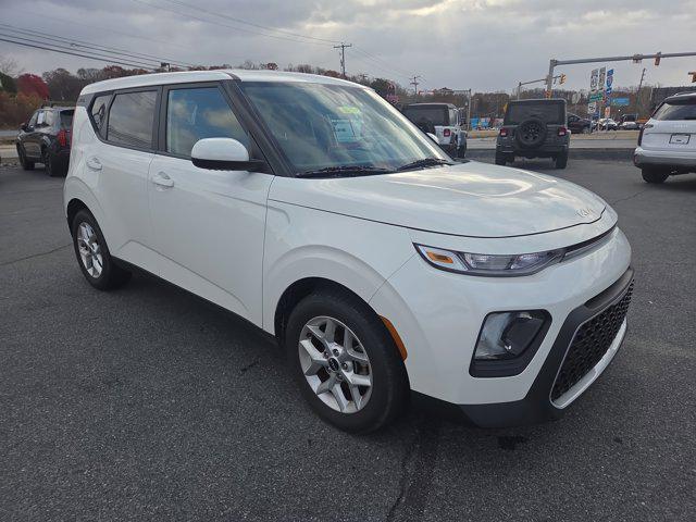 2022 Kia Soul LX 2022 Kia Soul LX