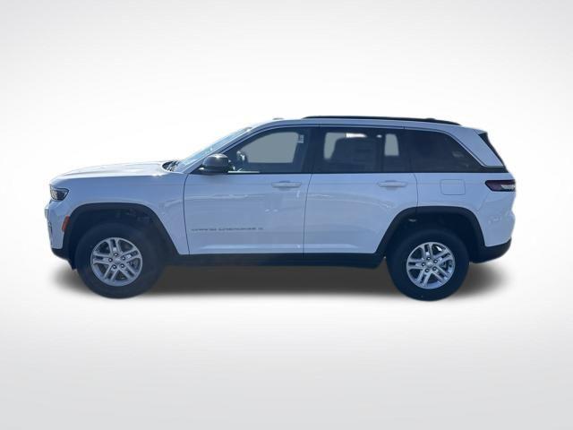 2025 Jeep Grand Cherokee GRAND CHEROKEE LAREDO 4X4 2025 Jeep Grand Cherokee GRAND CHEROKEE LAREDO 4X4