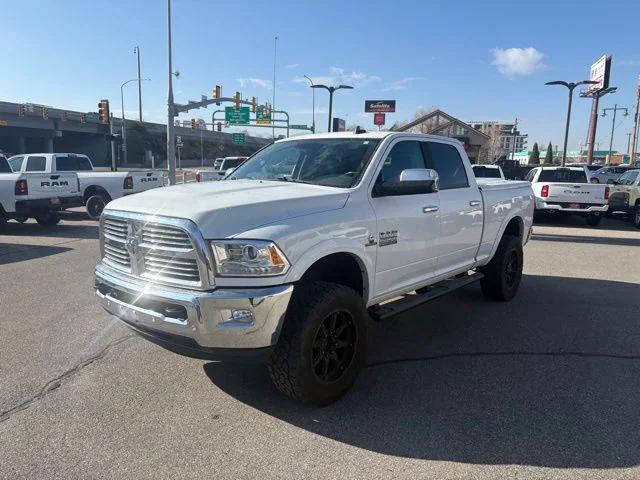 2017 RAM 2500 Laramie Crew Cab 4x4 64 Box 2017 RAM 2500 Laramie Crew Cab 4x4 64 Box