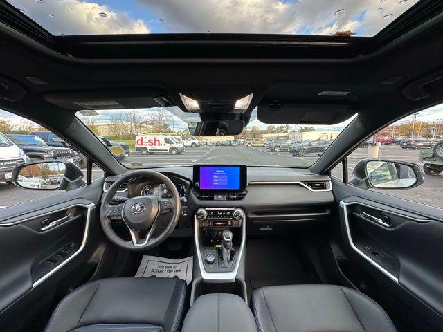 2025 Toyota RAV4 Hybrid XSE 2025 Toyota RAV4 Hybrid XSE