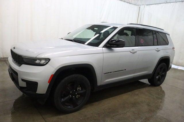 2023 Jeep Grand Cherokee L Altitude 4x4 2023 Jeep Grand Cherokee L Altitude 4x4