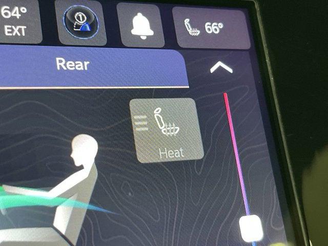 2023 Jeep Grand Cherokee L Altitude 4x4 2023 Jeep Grand Cherokee L Altitude 4x4