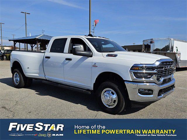 2026 RAM Ram 3500 RAM 3500 TRADESMAN CREW CAB 4X4 8 BOX