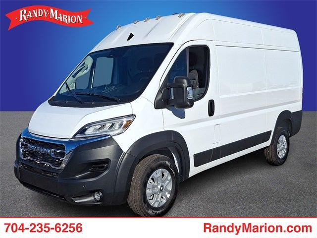 2025 RAM ProMaster 1500 Cargo Van SLT High Roof 136 WB