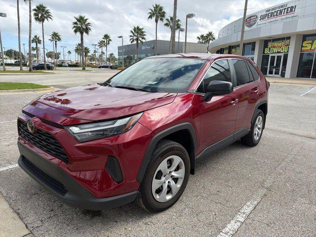 2024 Toyota RAV4 LE 2024 Toyota RAV4 LE