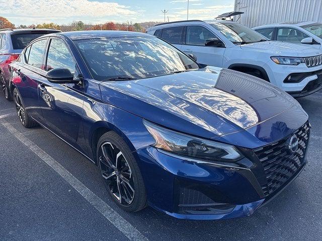 2023 Nissan Altima SR FWD