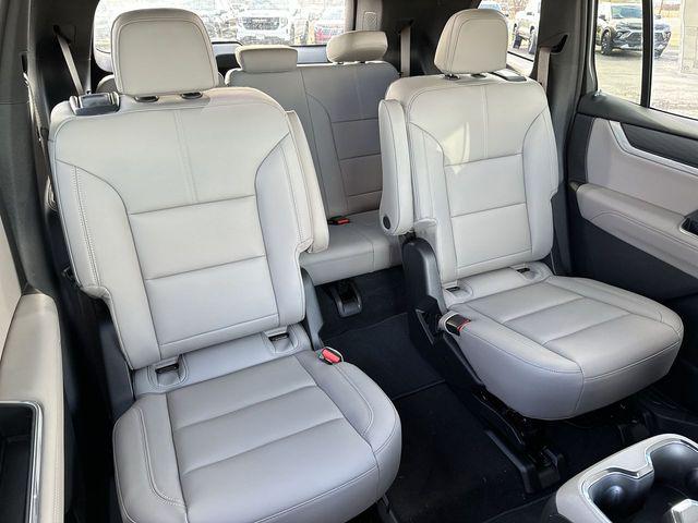 2026 GMC Acadia Elevation AWD