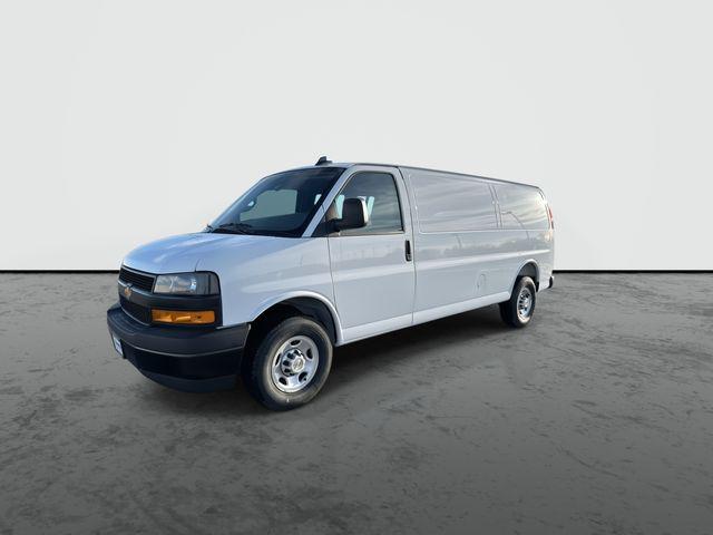 2025 Chevrolet Express Cargo Van RWD 3500 Extended Wheelbase WT