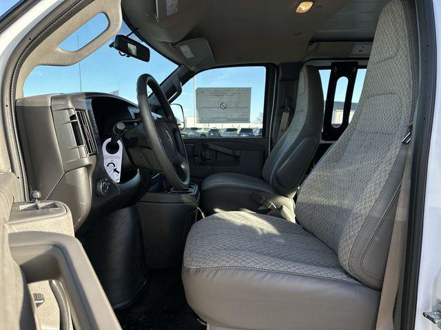 2025 Chevrolet Express Cargo Van RWD 3500 Extended Wheelbase WT