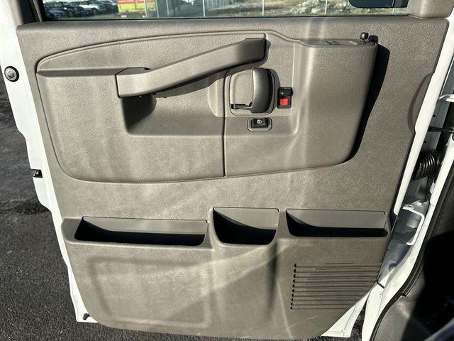 2025 Chevrolet Express Cargo Van RWD 3500 Extended Wheelbase WT