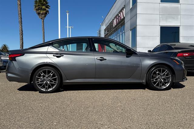 2023 Nissan Altima SR VC-Turbo FWD