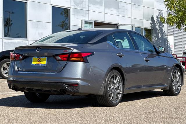 2023 Nissan Altima SR VC-Turbo FWD