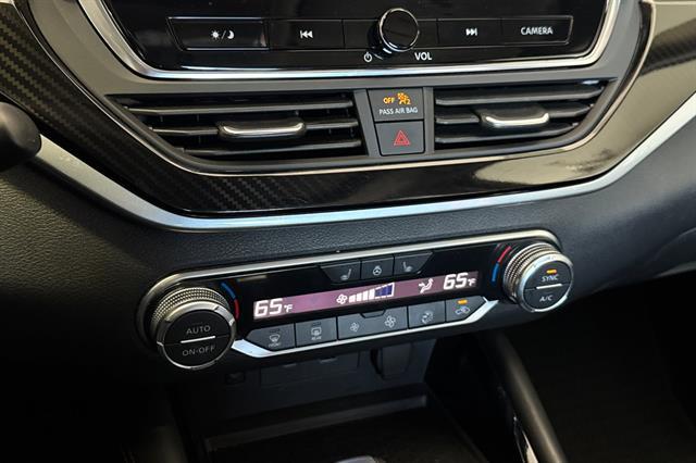 2023 Nissan Altima SR VC-Turbo FWD