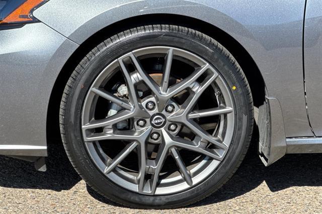 2023 Nissan Altima SR VC-Turbo FWD