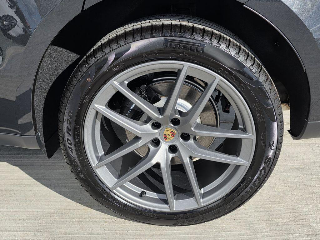 2026 Porsche Macan Base - Photo 15