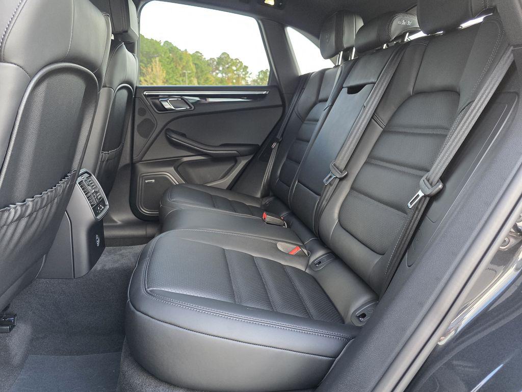 2026 Porsche Macan Base - Photo 27
