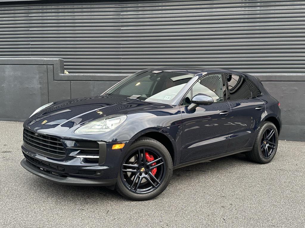 /2021 Porsche Macan