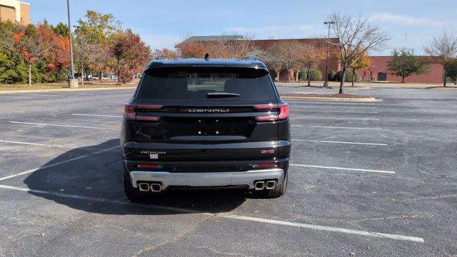 2026 GMC Acadia Denali FWD