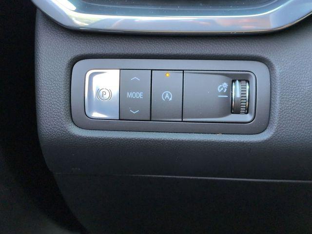 2026 GMC Acadia Denali FWD