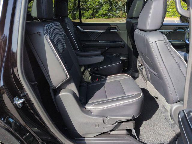 2026 GMC Acadia Denali FWD
