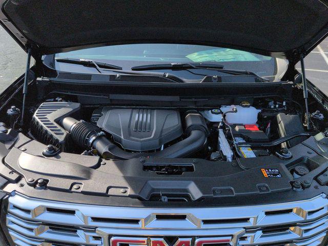 2026 GMC Acadia Denali FWD