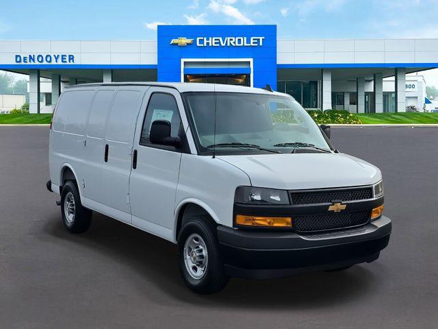 2025 Chevrolet Express Cargo Van RWD 2500 Regular Wheelbase WT