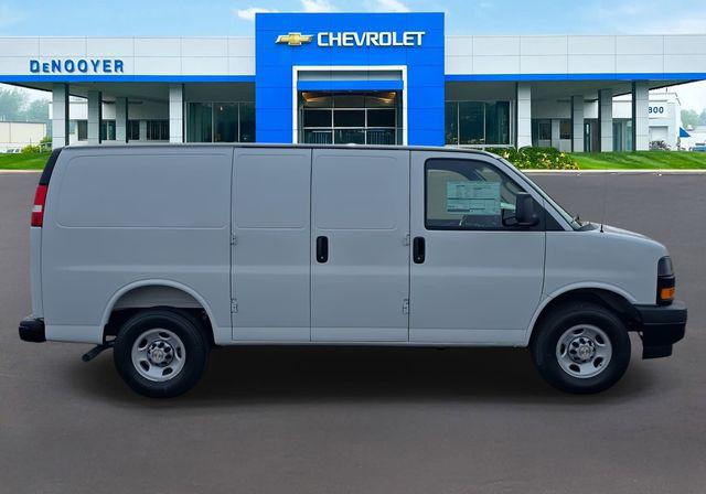2025 Chevrolet Express Cargo Van RWD 2500 Regular Wheelbase WT