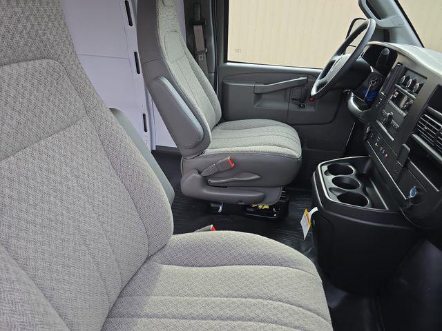 2025 Chevrolet Express Cargo Van RWD 2500 Regular Wheelbase WT