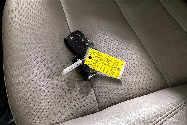 Used 2022 GMC Yukon XL For Sale in Olive Branch, MS