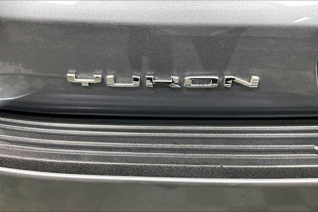 Used 2022 GMC Yukon XL For Sale in Olive Branch, MS