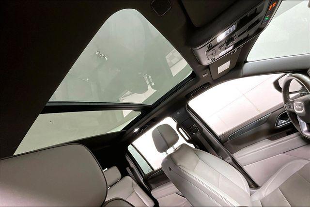 Used 2022 GMC Yukon XL For Sale in Olive Branch, MS