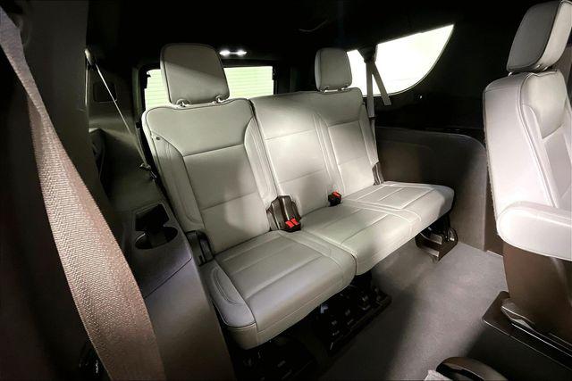 Used 2022 GMC Yukon XL For Sale in Olive Branch, MS