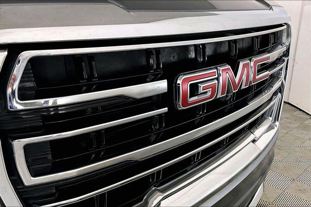Used 2022 GMC Yukon XL For Sale in Olive Branch, MS